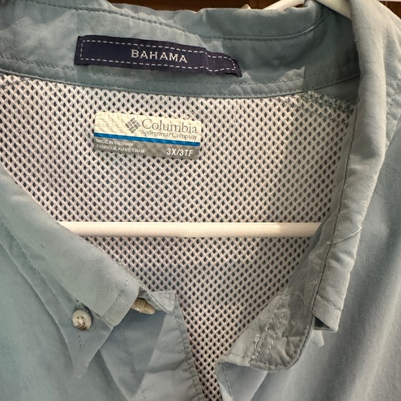 Columbia Men's Lightweight Tan and Blue fishing shirts - Picture 4 of 11